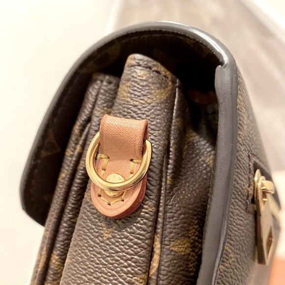 ❌SOLD❌ Louis Vuitton Pochette Metis Monogram - Picture 8 of 16